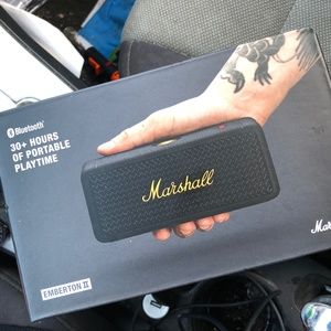 Marshall speaker